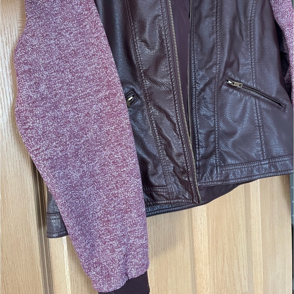 Jason Maxwell Jacket - Picture 6 of 9